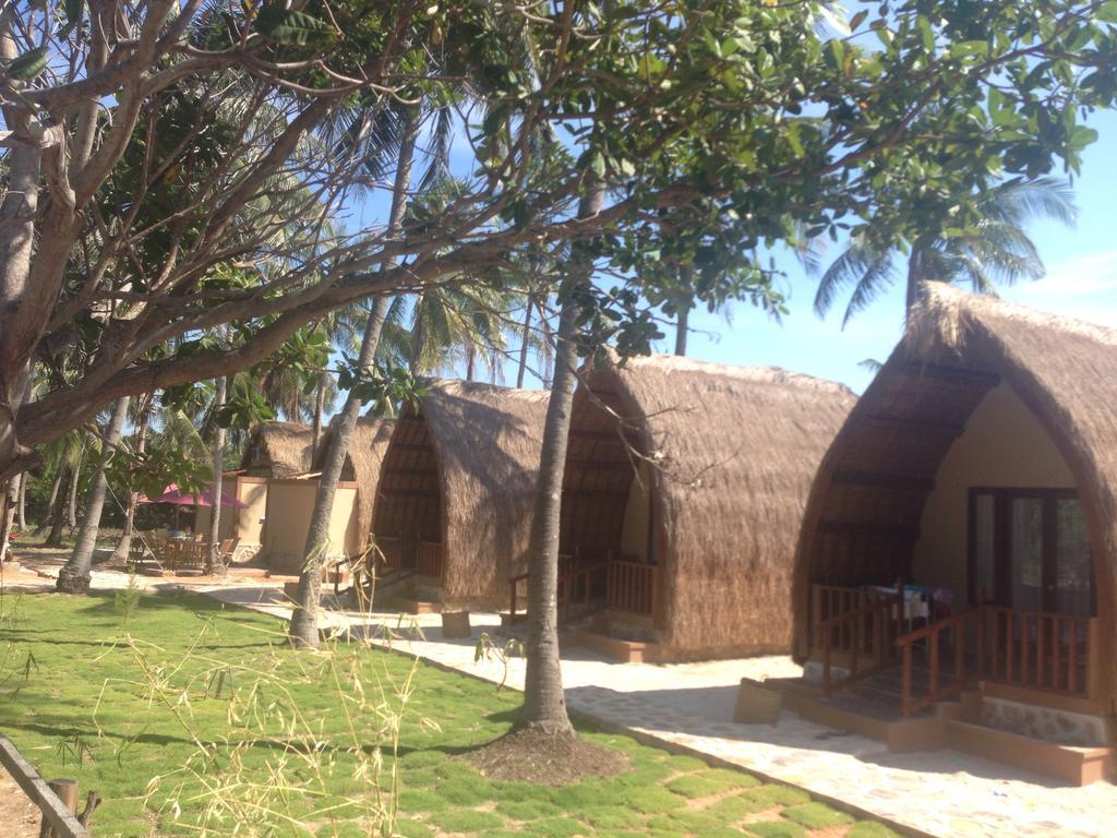 Karimun Lumbung Hotel Karimunjawa Exterior foto